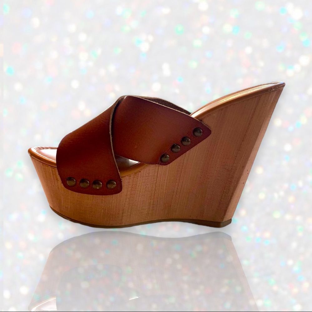 Mossimo Tan Wedges